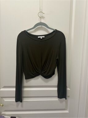 gaze Black Twist Front Long Sleeve Top